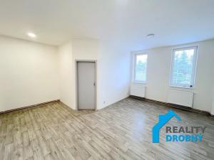 Pronájem bytu 4+1, Děčín, Bělská, 101 m2