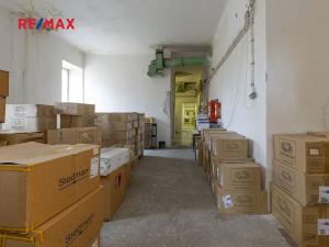 Prodej výrobních prostor, Dašice, náměstí T. G. Masaryka, 2490 m2