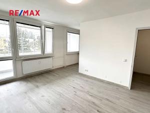 Pronájem bytu 1+kk, Kladno, Italská, 27 m2