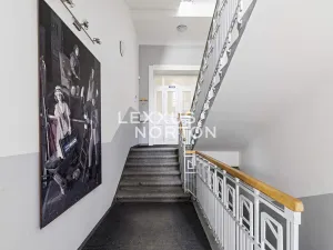 Prodej kanceláře, Kladno, Huťská, 1408 m2