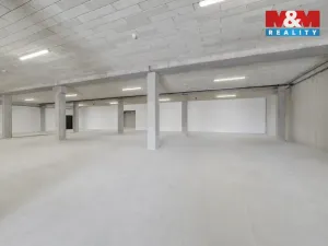 Pronájem skladu, Cheb, Karlova, 2200 m2