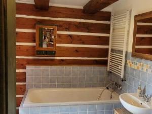 Pronájem rodinného domu, Mírová pod Kozákovem - Hrachovice, 140 m2