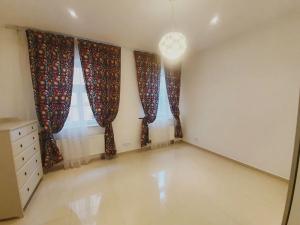 Pronájem bytu 3+kk, Praha - Vršovice, Kozácká, 80 m2