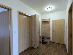 Pronájem bytu 3+kk, Liberec - Liberec XIX-Horní Hanychov, Irkutská, 75 m2