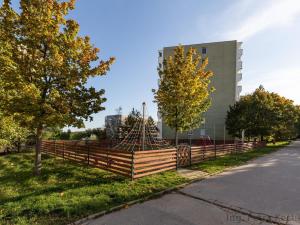 Pronájem bytu 3+1, Brno - Kohoutovice, Axmanova, 73 m2