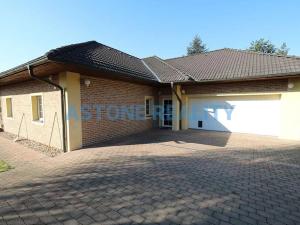 Pronájem rodinného domu, Praha - Koloděje, Kvasinská, 200 m2