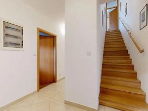 Prodej rodinného domu, Vrané nad Vltavou, 187 m2