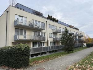 Pronájem bytu 2+kk, Praha - Hostavice, U Hostavického potoka, 55 m2