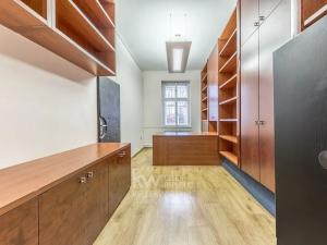 Pronájem kanceláře, Praha - Bubeneč, Jana Zajíce, 270 m2