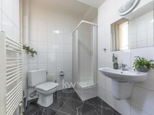 Pronájem kanceláře, Praha - Bubeneč, Jana Zajíce, 270 m2