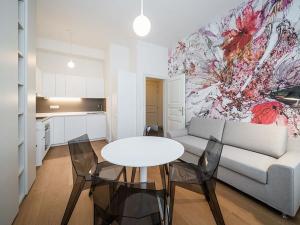 Pronájem bytu 2+kk, Praha - Vinohrady, Čermákova, 38 m2