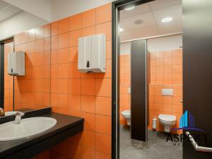 Pronájem kanceláře, Praha - Chodov, Líbalova, 18 m2