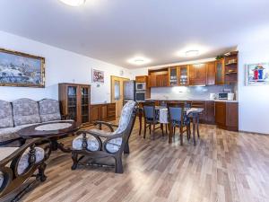 Pronájem bytu 3+kk, Praha - Břevnov, Šlikova, 110 m2