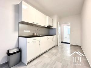 Pronájem bytu 4+1, Praha - Troja, Mazurská, 89 m2