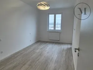 Pronájem bytu 2+kk, České Budějovice, Branišovská, 50 m2