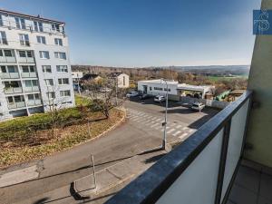 Prodej bytu 3+1, Praha - Újezd nad Lesy, Žárovická, 68 m2