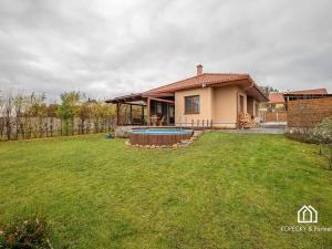 Prodej rodinného domu, Králův Dvůr, 110 m2