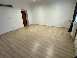 Pronájem komerční nemovitosti, Karviná, Karola Śliwky, 31 m2