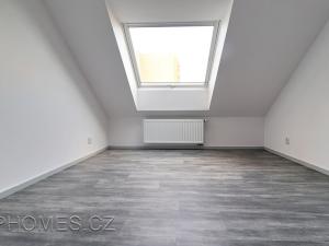 Pronájem bytu 3+kk, Praha - Libeň, Sokolovská, 61 m2