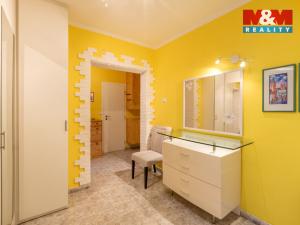 Prodej bytu 2+1, Teplice - Trnovany, V závětří, 83 m2