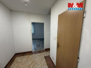 Prodej bytu 3+1, Karviná - Ráj, Božkova, 56 m2