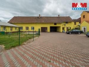 Prodej činžovního domu, Černčice, Husova, 732 m2