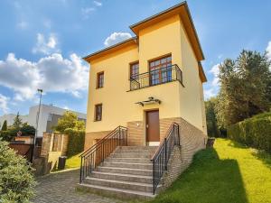 Pronájem vily, Praha - Břevnov, 316 m2