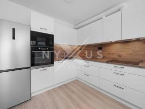 Pronájem bytu 1+kk, Praha - Dolní Měcholupy, Kardausova, 34 m2
