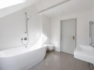 Prodej bytu 5+kk, Praha - Střešovice, 193 m2