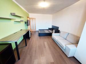 Pronájem bytu 1+1, Brno, Ečerova, 40 m2