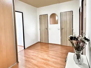 Prodej bytu 3+1, Kladno, Vít. Nezvala, 65 m2