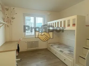 Prodej bytu 3+1, Kopřivnice, Obránců míru, 65 m2