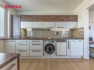 Pronájem bytu 2+kk, Praha - Kamýk, Krhanická, 54 m2