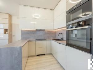 Pronájem bytu 2+kk, Praha - Vysočany, Čerpadlová, 60 m2