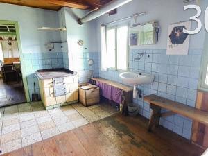 Prodej komerční, Huslenky, 150 m2