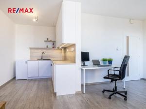 Prodej bytu 2+kk, Praha - Strašnice, Limuzská, 52 m2