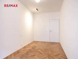 Pronájem bytu 2+kk, Praha - Vinohrady, Záhřebská, 49 m2