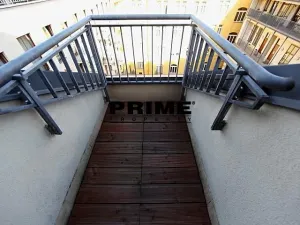 Pronájem kanceláře, Praha - Smíchov, Štefánikova, 55 m2