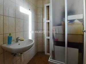 Pronájem obchodního prostoru, Strakonice, Bezděkovská, 194 m2