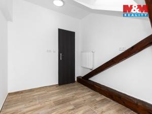 Pronájem bytu 3+1, Pardubice - Bílé Předměstí, Dašická, 80 m2