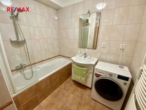 Pronájem bytu 2+kk, Plzeň, Květná, 51 m2