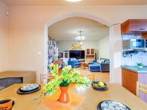 Pronájem rodinného domu, Mnichovo Hradiště, Lomená, 236 m2