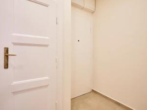 Prodej bytu 2+kk, Praha - Vysočany, Mlékárenská, 56 m2