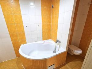 Pronájem bytu 3+1, Nýřany, Antonína Uxy, 76 m2