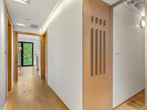 Prodej bytu 2+kk, Praha - Dolní Měcholupy, Ke dráze, 58 m2