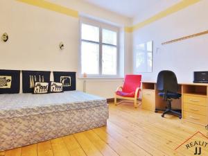 Pronájem bytu 3+kk, Liberec, Jiskrova, 75 m2