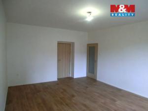 Pronájem bytu 2+1, Opava - Předměstí, náměstí Svaté Hedviky, 79 m2