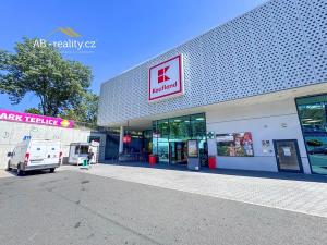 Prodej obchodního prostoru, Teplice, Čs. dobrovolců, 53 m2