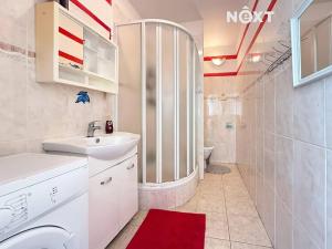 Prodej bytu 2+1, Kaplice, Míru, 58 m2