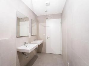 Pronájem rodinného domu, Kamenice, 183 m2